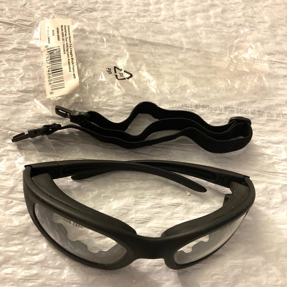 PELTOR Impact/Dust Resistant Goggle: Black, Wraparound Goggles, Polycarbonate - Picture 15 of 16